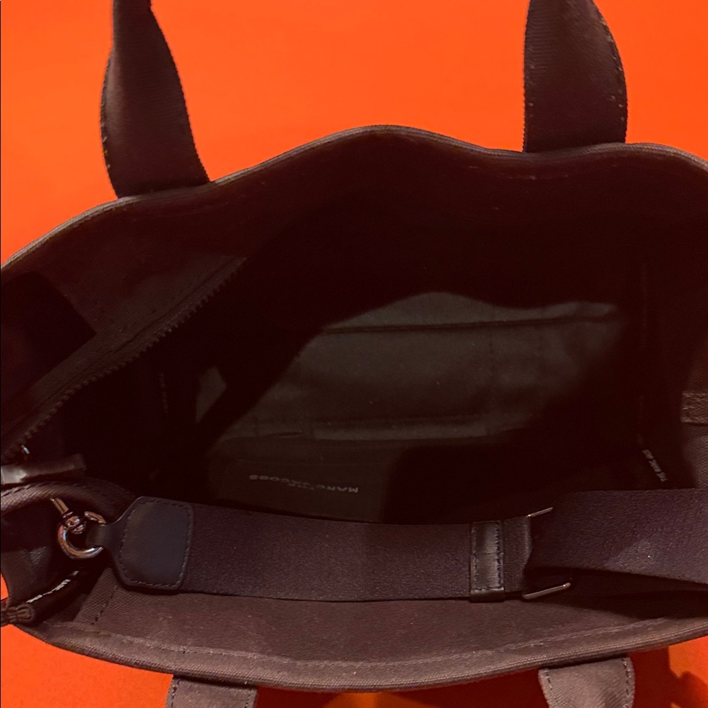 Marc Jacobs Black Messenger Bag - Picture 7 of 7